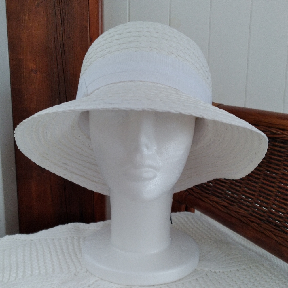 Vince Camuto Woven Paper  Cloche Hat